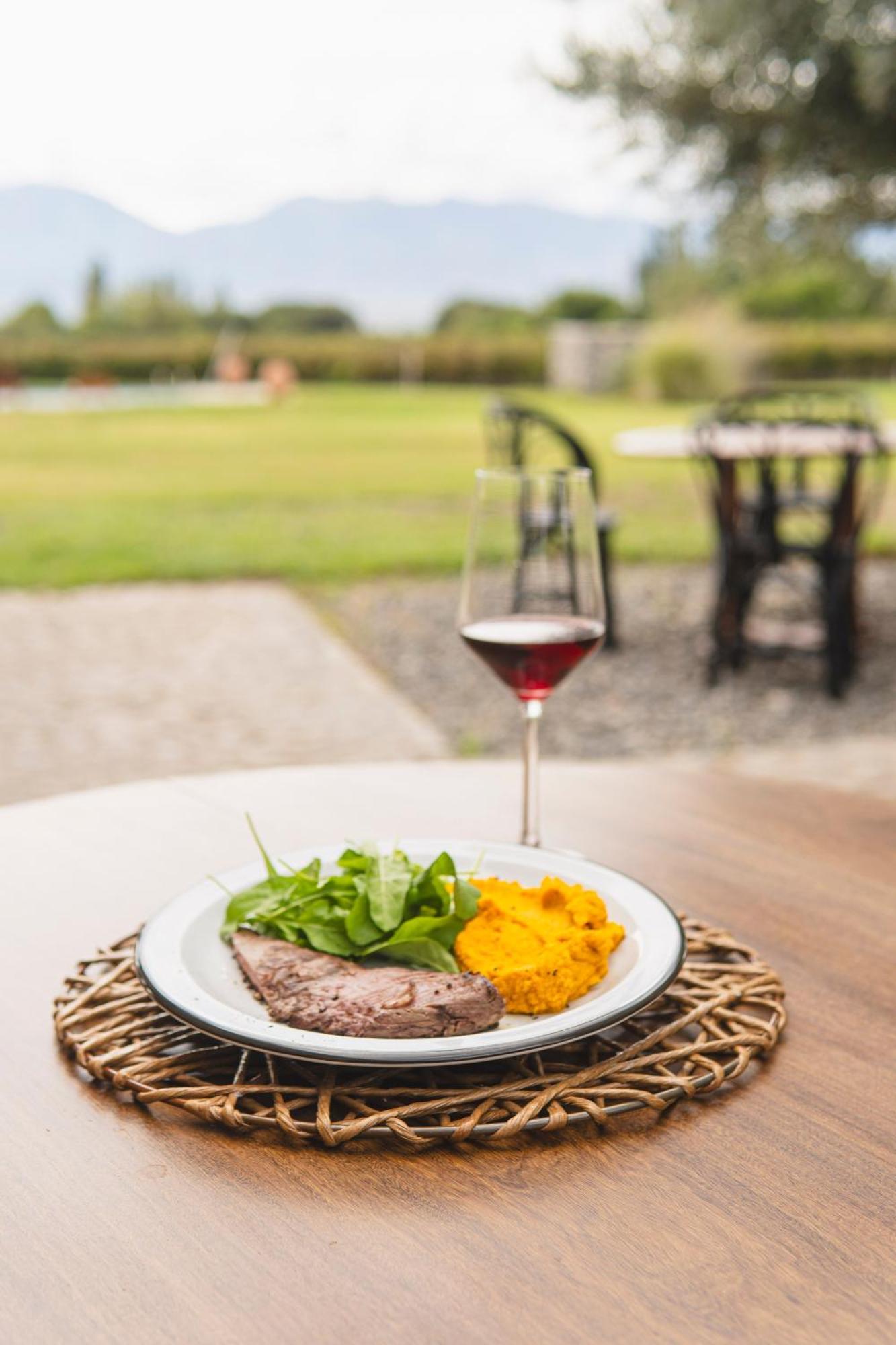 El Porvenir Wine Lodge Кафаяте Екстер'єр фото